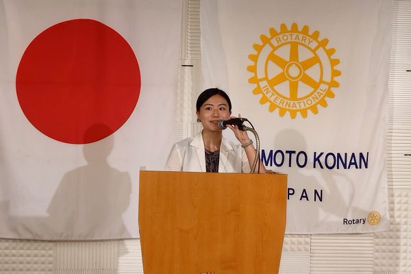 卓話：グローバル補助金奨学生