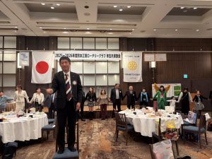 手に手つないで合唱