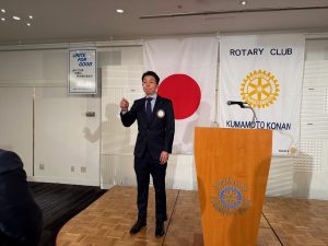 ロータリーソング　佐藤会員