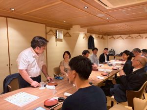 懇親会での会長挨拶